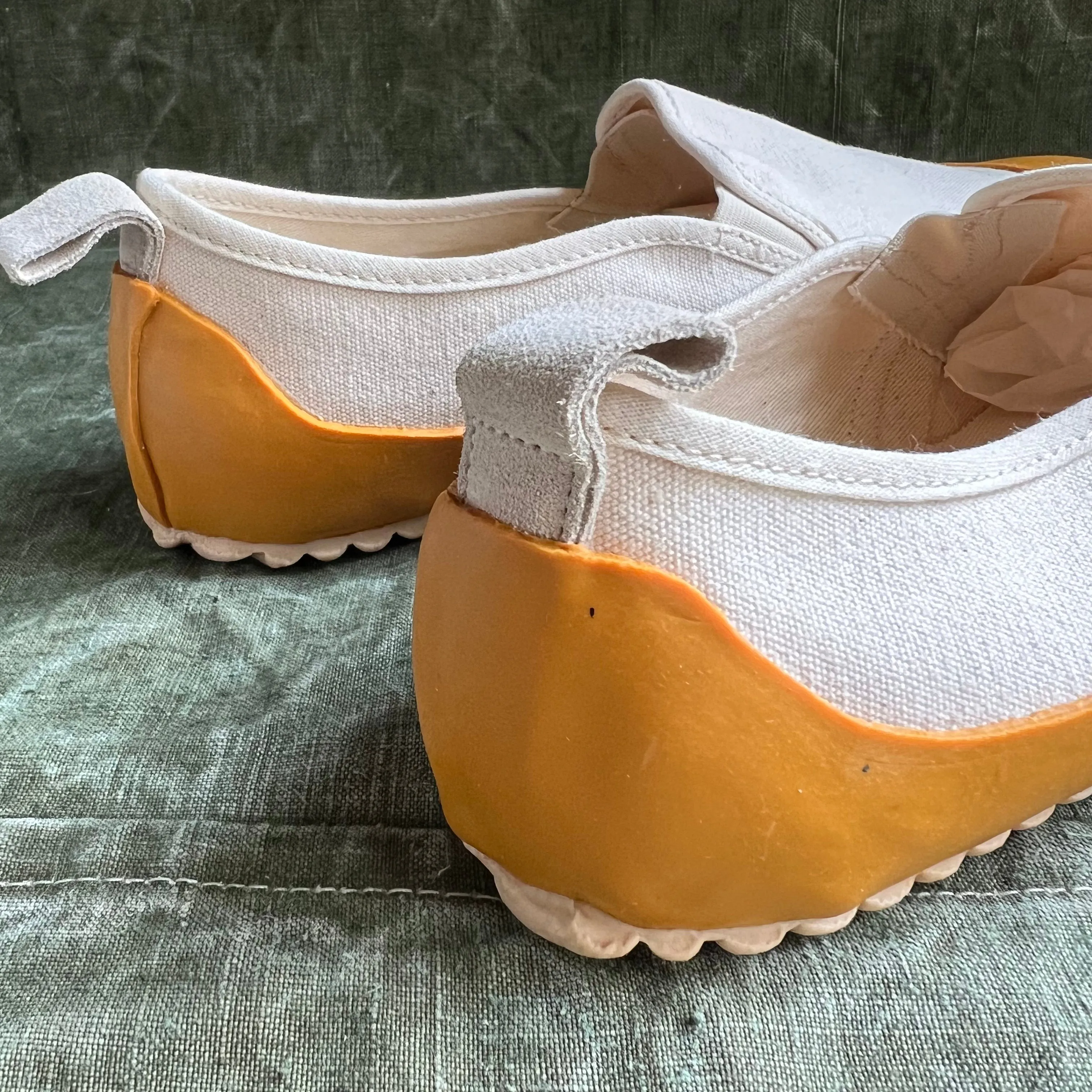 ARCHIVE SALE - MARINE SLIP ON, ECRU/YELLOW