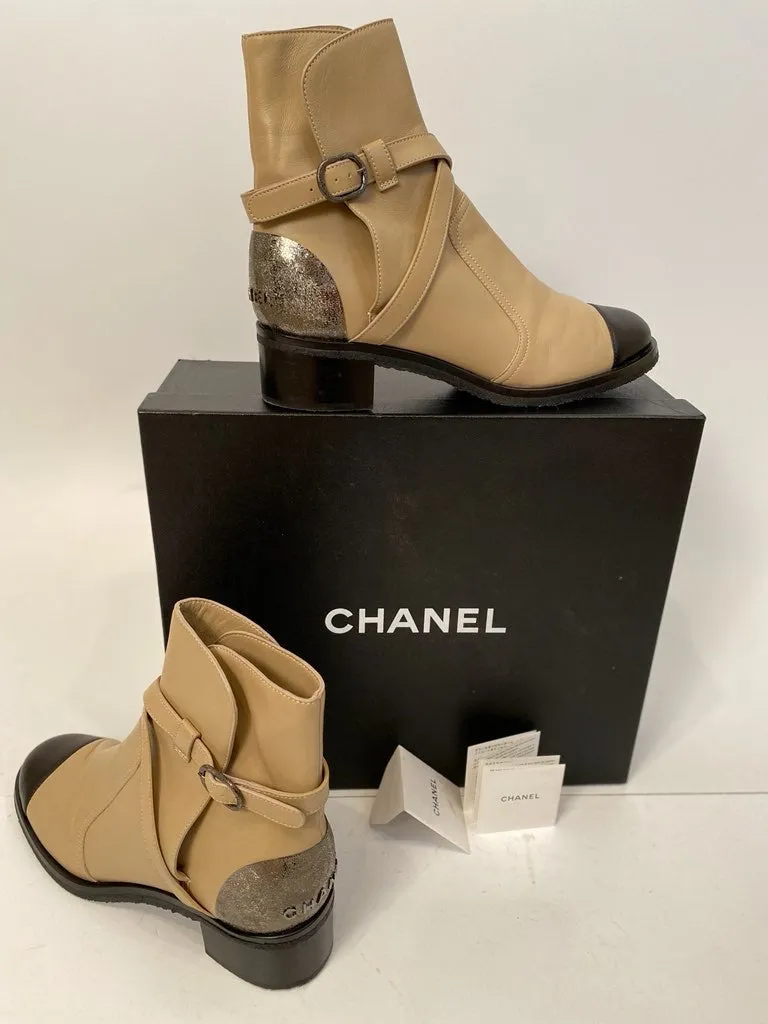 Chanel 2014 Leather Beige Black Logo Short Boots EU 39.5 US 9